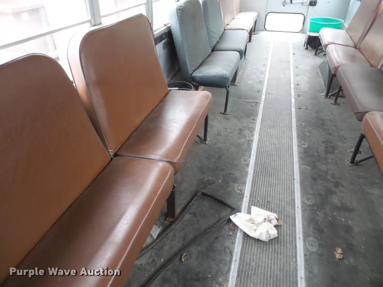 image for item DB2995 1996 International 3800 school bus