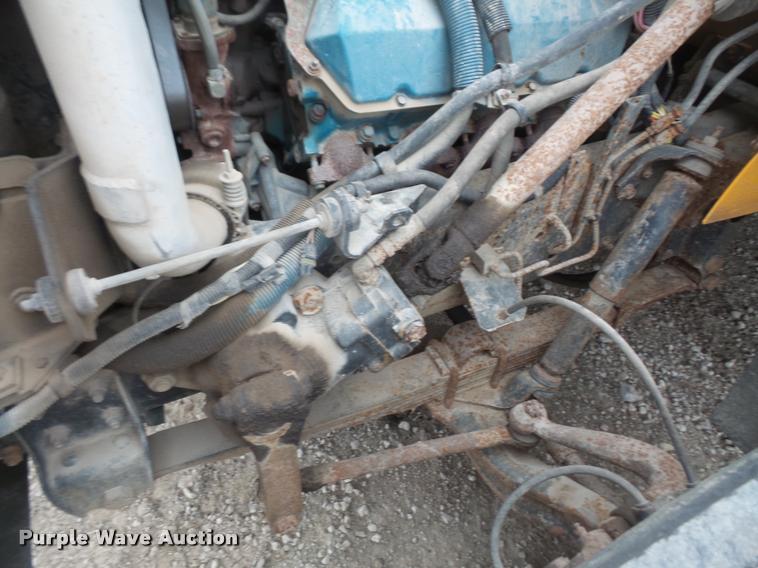 image for item DB2995 1996 International 3800 school bus