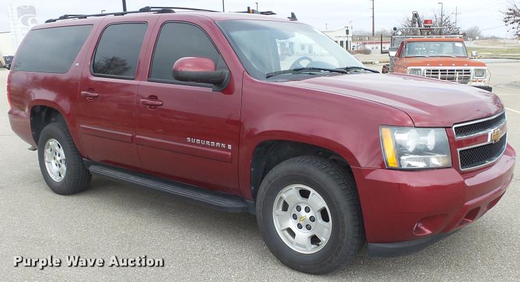 image for item DB3793 2007 Chevrolet Suburban 1500 SUV