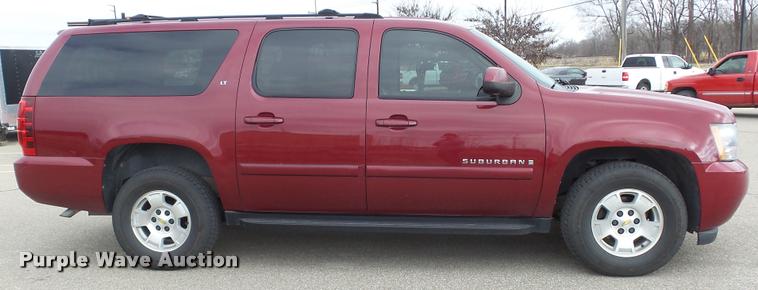image for item DB3793 2007 Chevrolet Suburban 1500 SUV