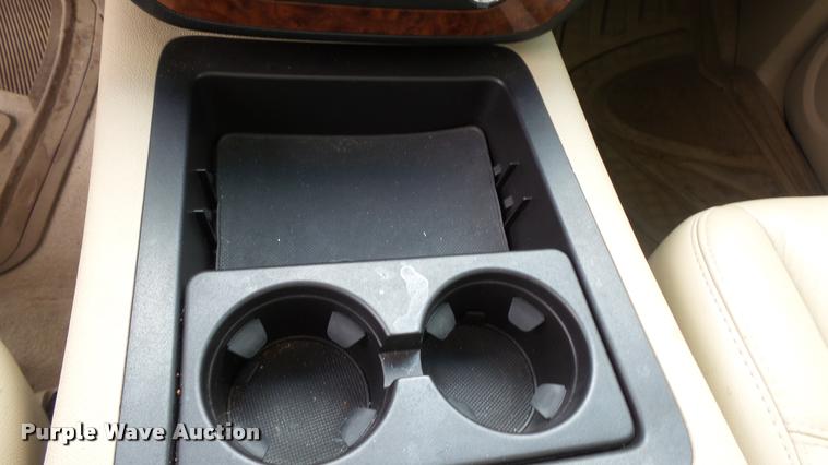 image for item DB3793 2007 Chevrolet Suburban 1500 SUV