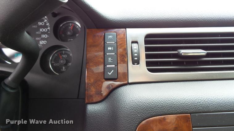 image for item DB3793 2007 Chevrolet Suburban 1500 SUV