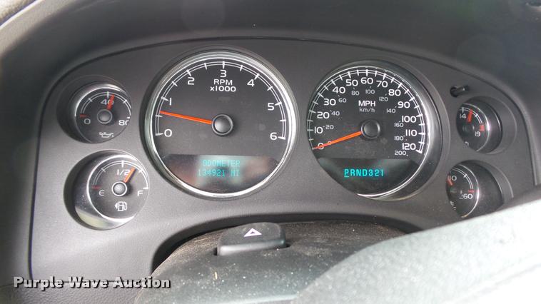 image for item DB3793 2007 Chevrolet Suburban 1500 SUV