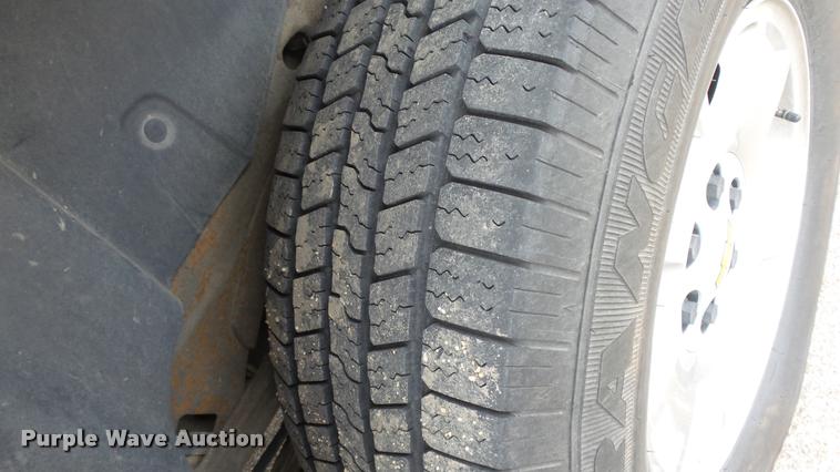 image for item DB3793 2007 Chevrolet Suburban 1500 SUV