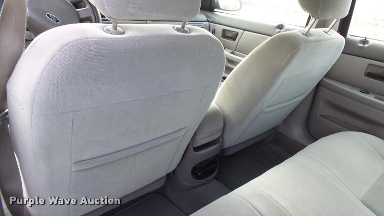 image for item DB3794 2006 Ford Taurus SE