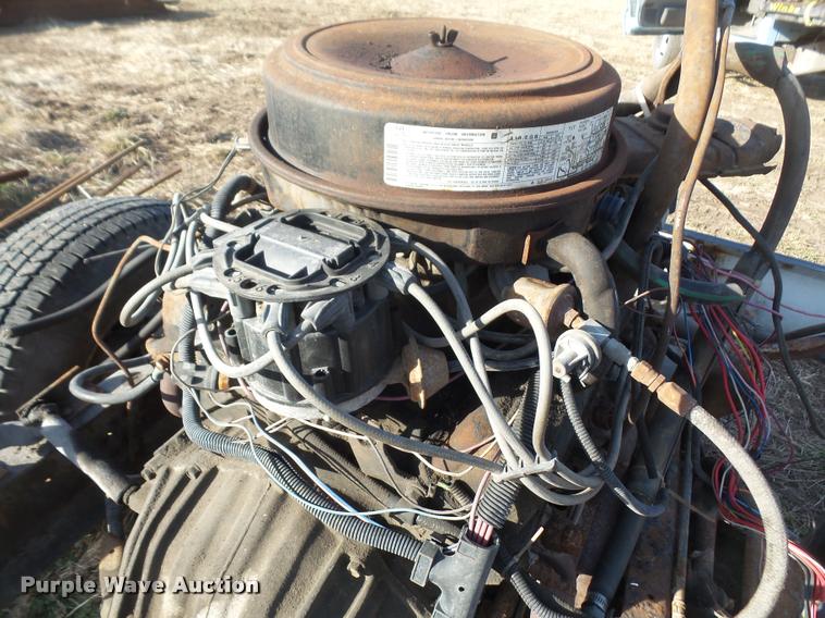 image for item DC9034 1986 Chevrolet 5.7L V8 gas engine