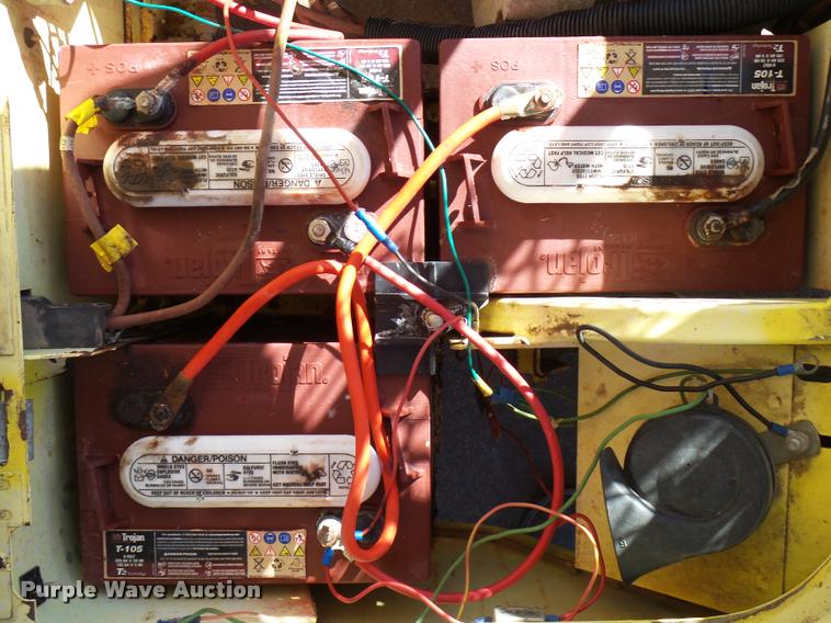 image for item DG9594 Ez-go B0384 golf cart