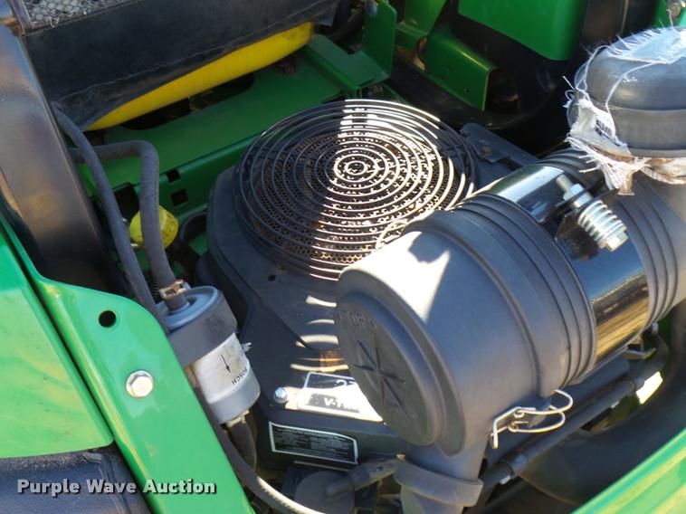 image for item DG9596 2011 John Deere 2925A Z-Track Pro lawn mower
