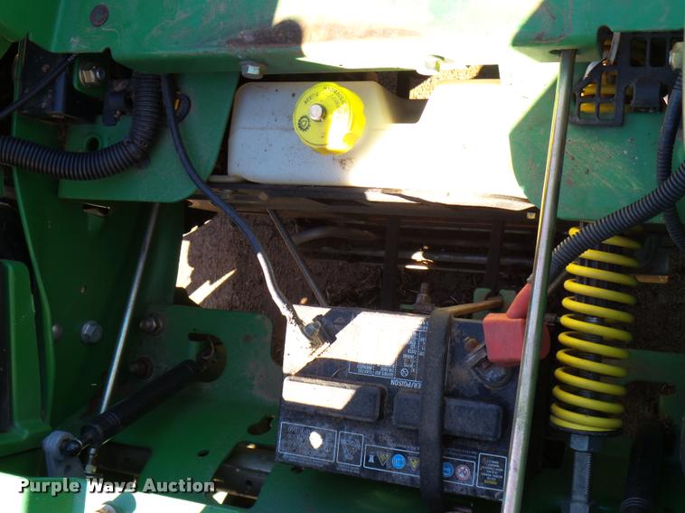 image for item DG9596 2011 John Deere 2925A Z-Track Pro lawn mower