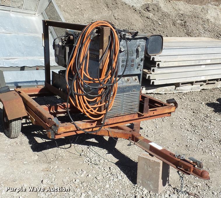 image for item DJ9444 Miller Bobcat 225G welder/generator