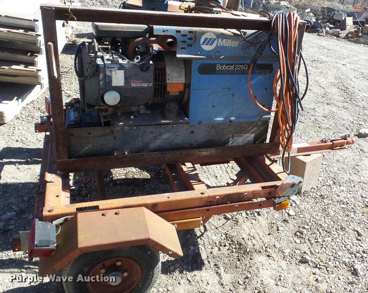 image for item DJ9444 Miller Bobcat 225G welder/generator