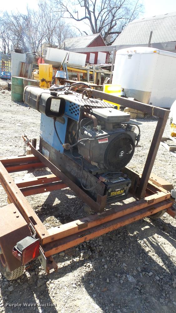 image for item DJ9444 Miller Bobcat 225G welder/generator