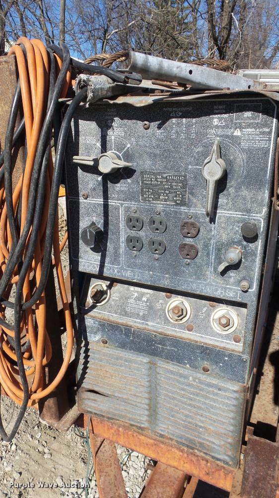 image for item DJ9444 Miller Bobcat 225G welder/generator