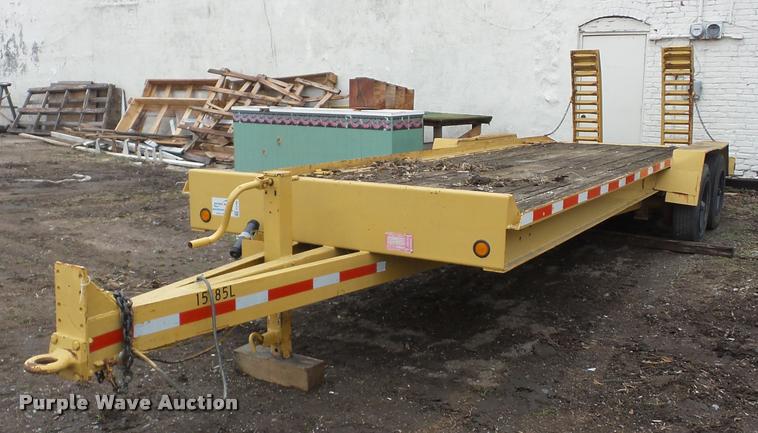 image for item F3162 1999 Redi Haul equipment trailer