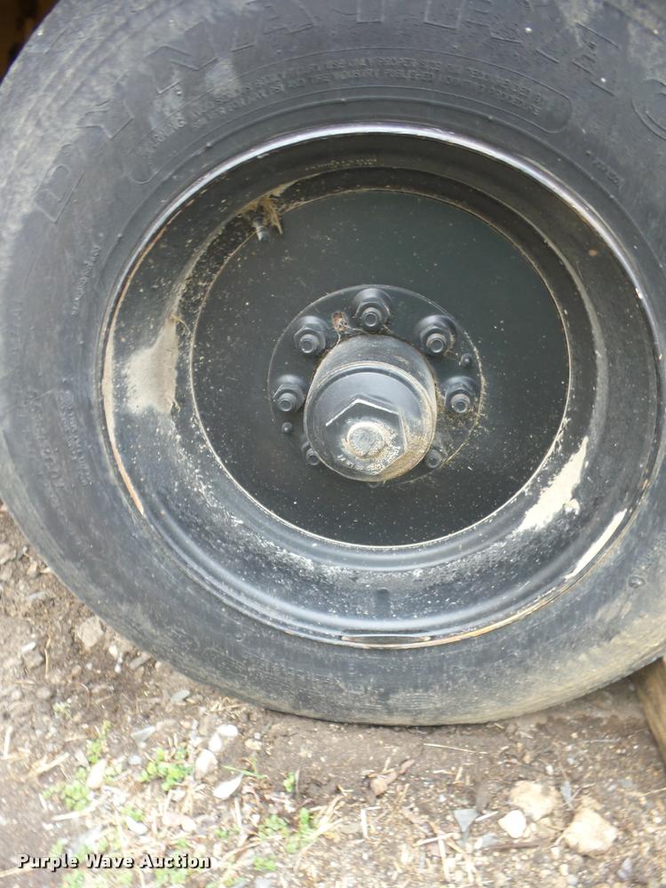 image for item F3162 1999 Redi Haul equipment trailer