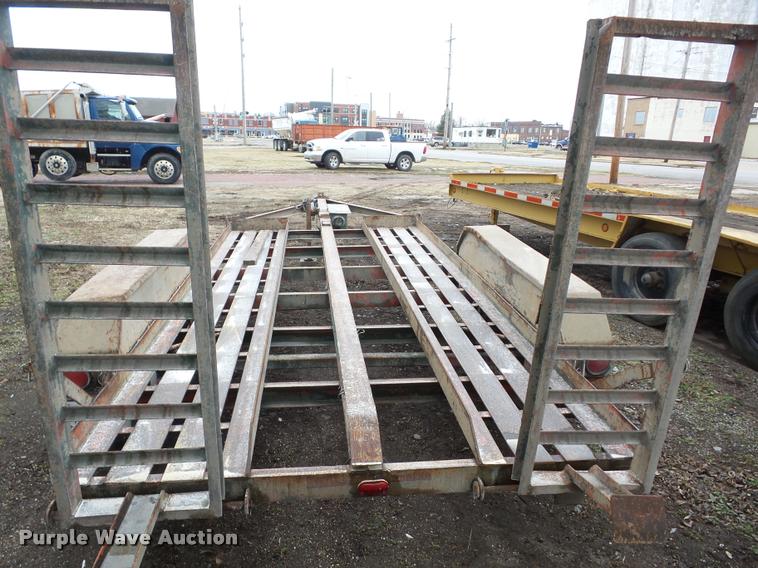 image for item F4282 1981 Belshe utility trailer