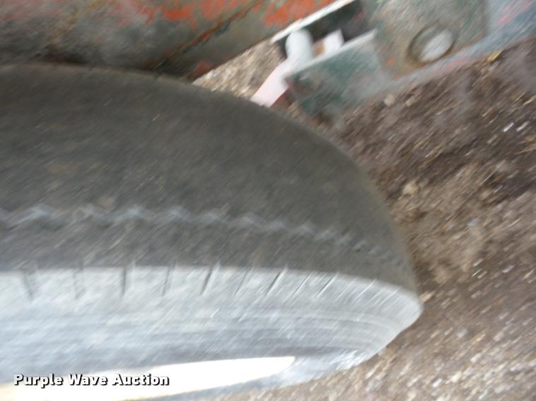 image for item F4282 1981 Belshe utility trailer