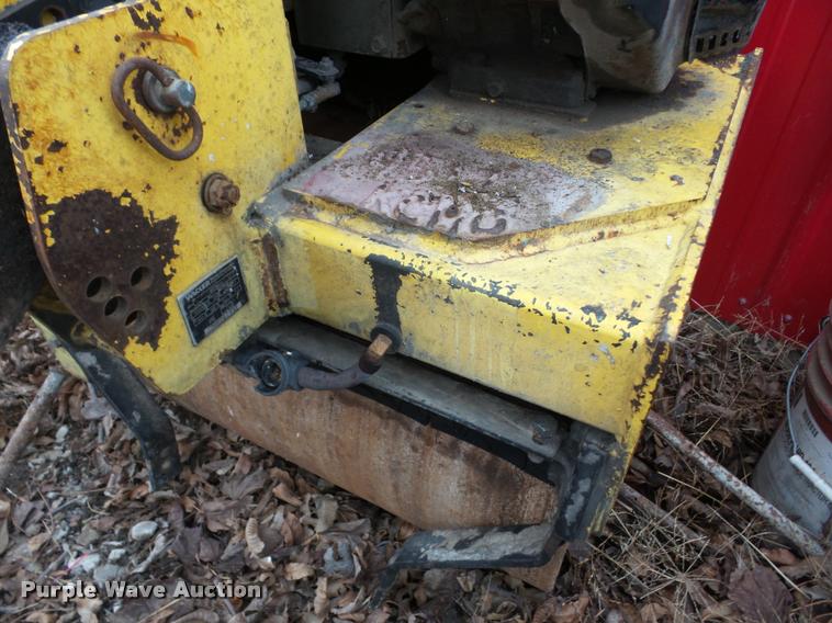 image for item F4418 Wacker RSS 800A roller