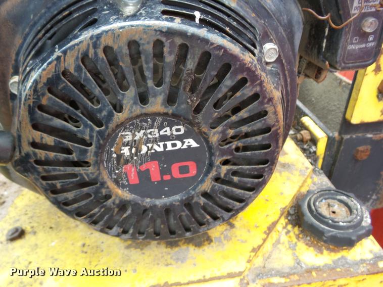 image for item F4418 Wacker RSS 800A roller