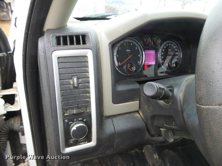 image for item J2625 2012 Dodge Ram 1500 Quad Cab pickup truck