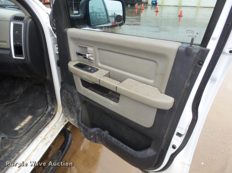image for item J2625 2012 Dodge Ram 1500 Quad Cab pickup truck