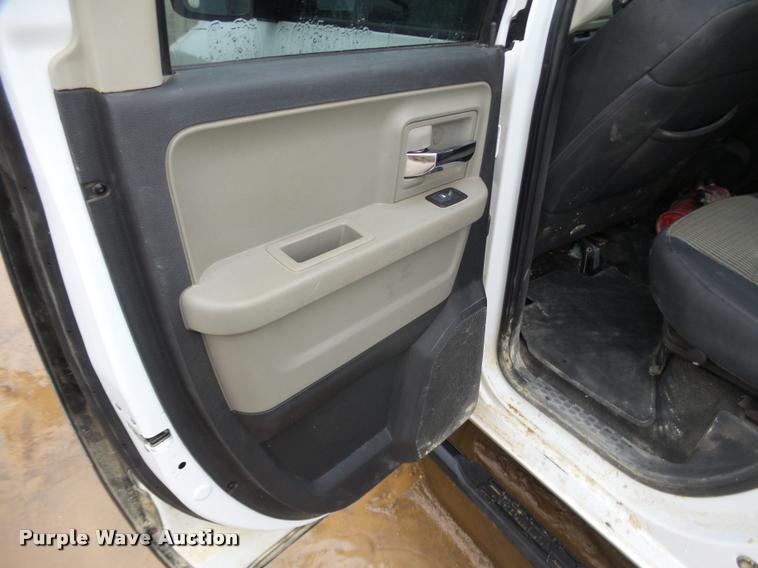 image for item J2625 2012 Dodge Ram 1500 Quad Cab pickup truck