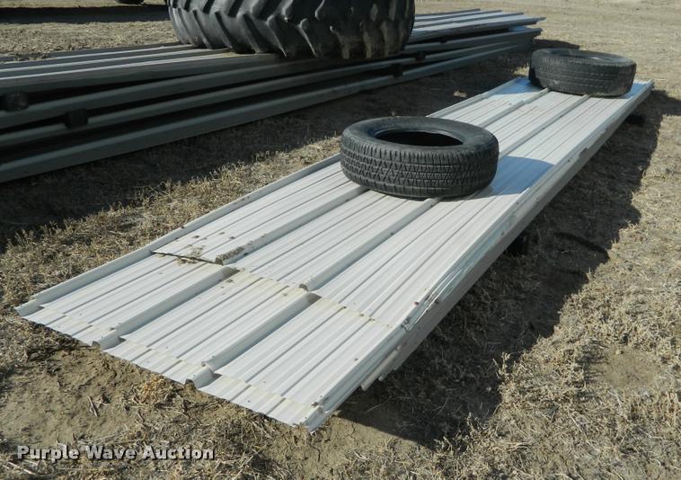 image for item J8750 Building metal