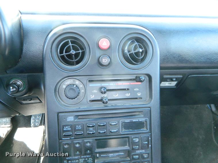 image for item J8757 1990 Mazda MX-5 Miata convertible