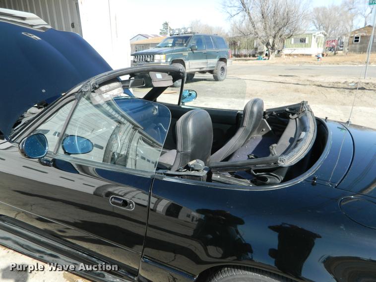 image for item J8757 1990 Mazda MX-5 Miata convertible