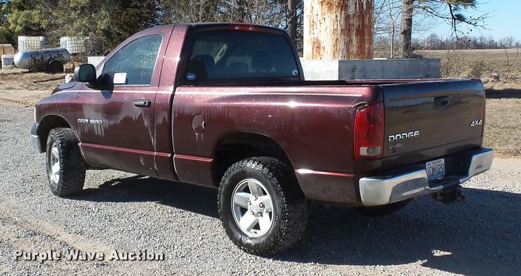 image for item K3342 2004 Dodge Ram 1500 pickup truck