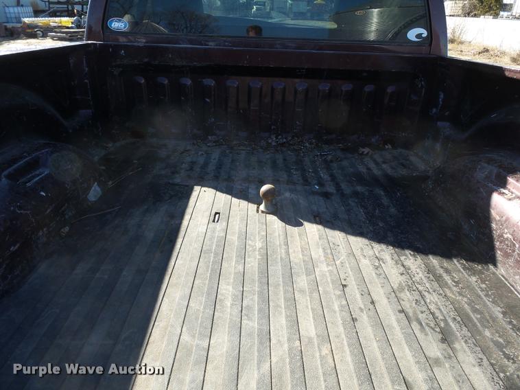 image for item K3342 2004 Dodge Ram 1500 pickup truck