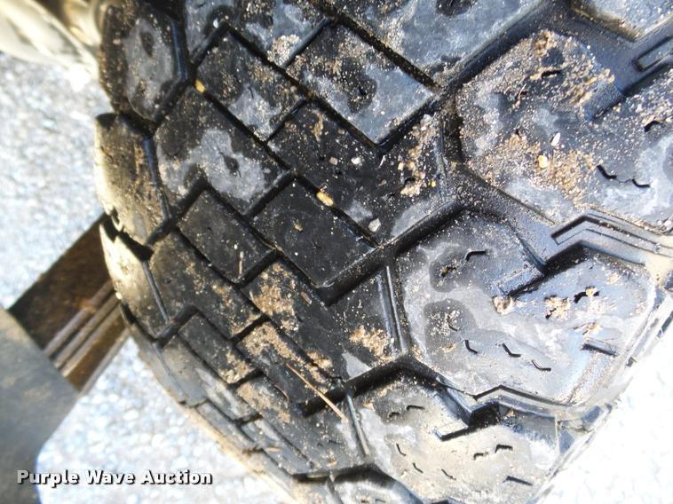 image for item K3342 2004 Dodge Ram 1500 pickup truck