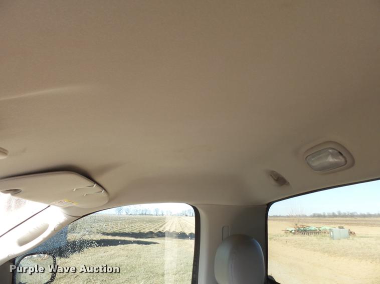 image for item K3342 2004 Dodge Ram 1500 pickup truck