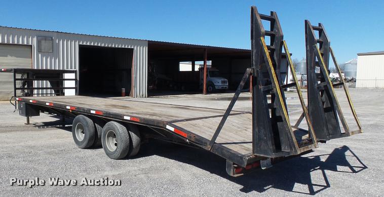 image for item K3343 2009 Mid-america equipment trailer