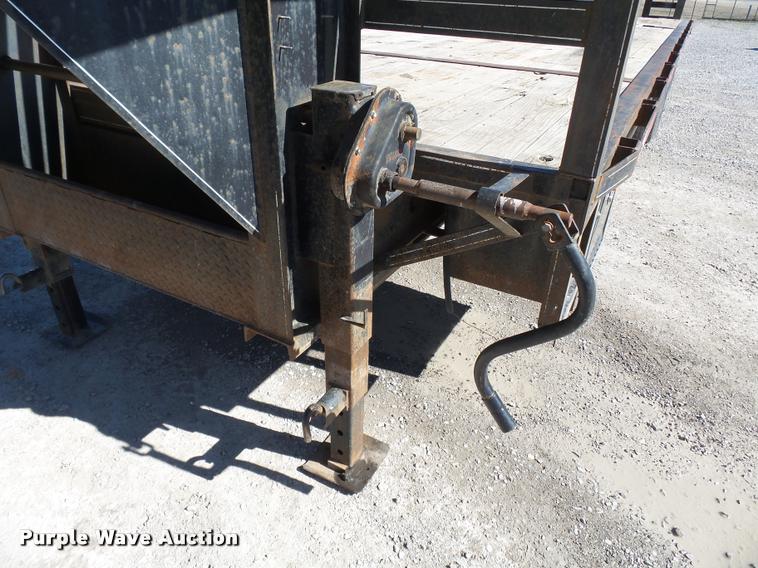 image for item K3343 2009 Mid-america equipment trailer