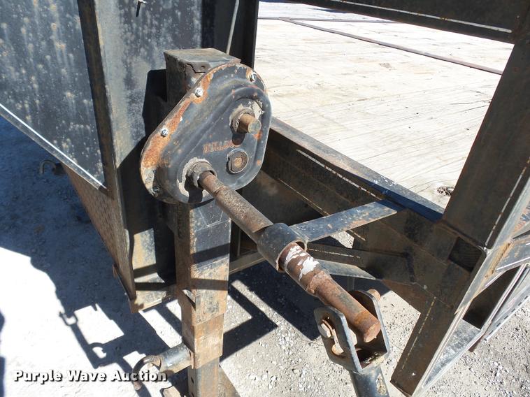 image for item K3343 2009 Mid-america equipment trailer