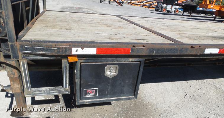 image for item K3343 2009 Mid-america equipment trailer