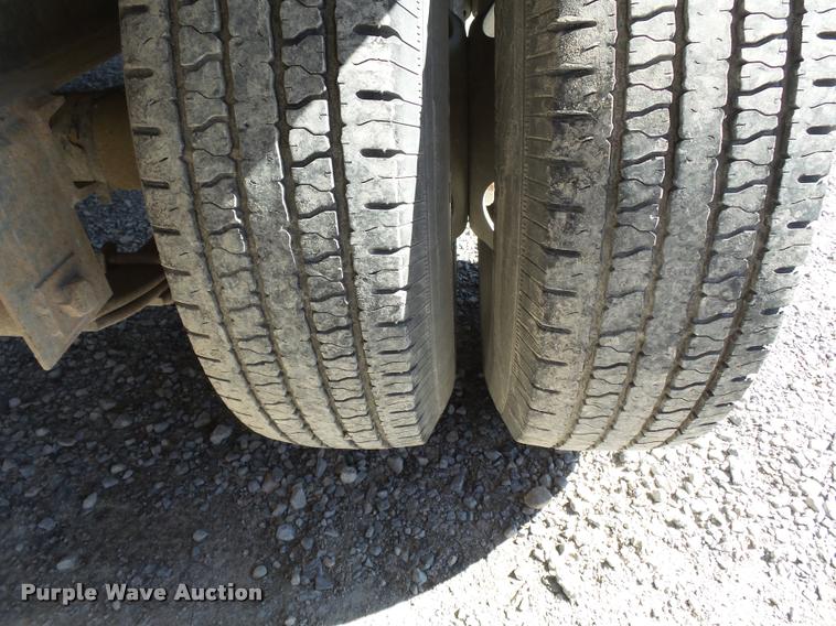 image for item K3343 2009 Mid-america equipment trailer