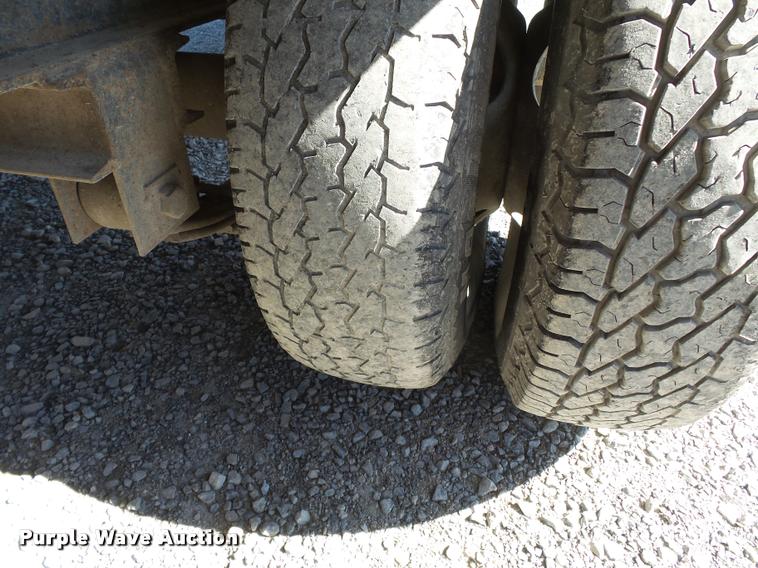 image for item K3343 2009 Mid-america equipment trailer