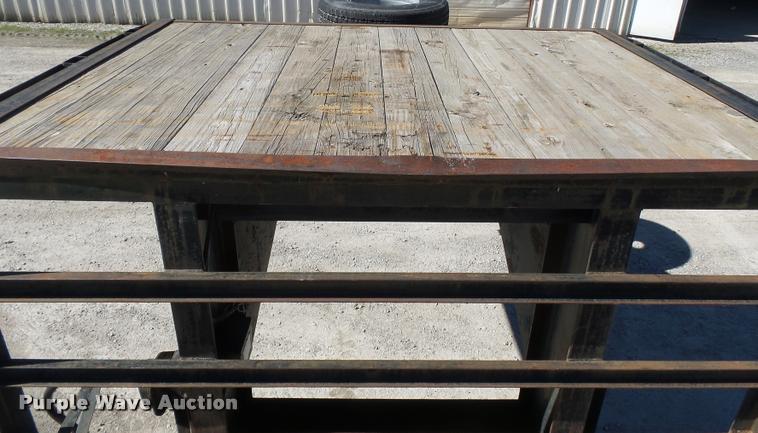 image for item K3343 2009 Mid-america equipment trailer