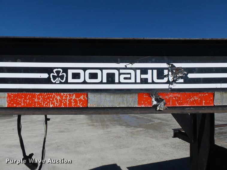 image for item K3344 1996 Donahue HF24BT equipment trailer