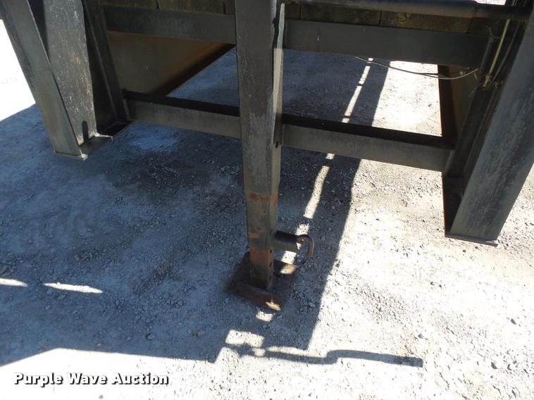 image for item K3344 1996 Donahue HF24BT equipment trailer