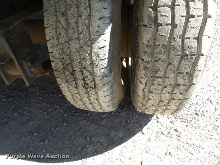 image for item K3344 1996 Donahue HF24BT equipment trailer