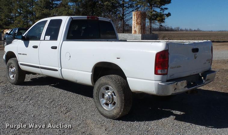 image for item K3367 2005 Dodge Ram 2500 Quad Cab pickup truck