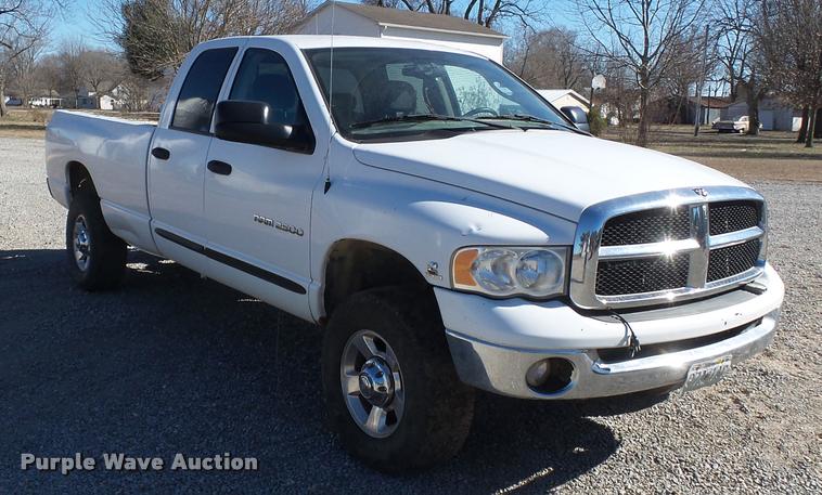 image for item K3367 2005 Dodge Ram 2500 Quad Cab pickup truck