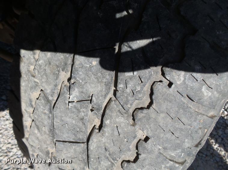 image for item K3367 2005 Dodge Ram 2500 Quad Cab pickup truck