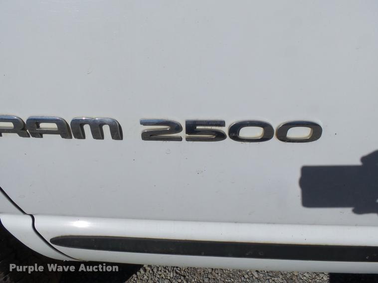 image for item K3367 2005 Dodge Ram 2500 Quad Cab pickup truck