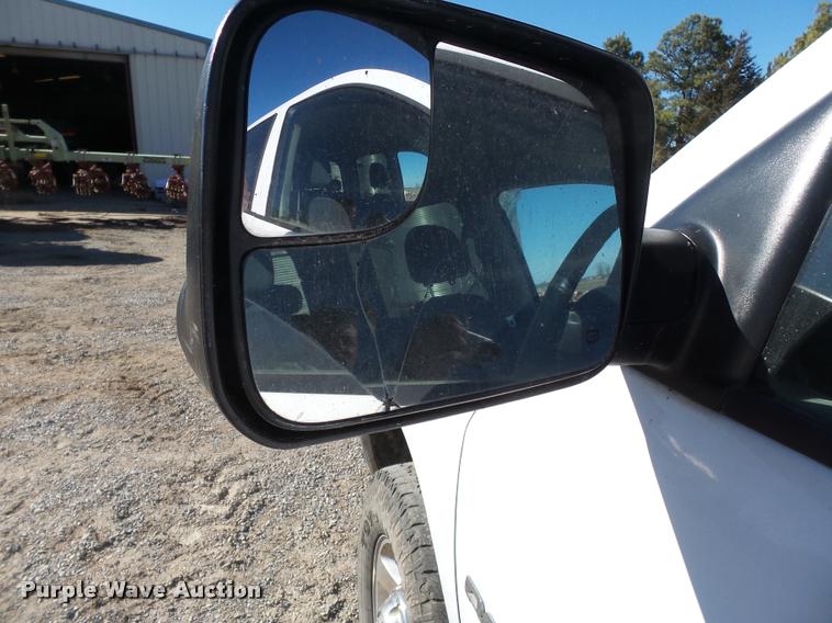 image for item K3367 2005 Dodge Ram 2500 Quad Cab pickup truck