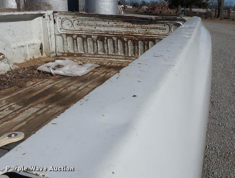 image for item K3367 2005 Dodge Ram 2500 Quad Cab pickup truck