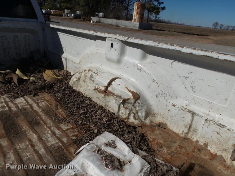 image for item K3367 2005 Dodge Ram 2500 Quad Cab pickup truck